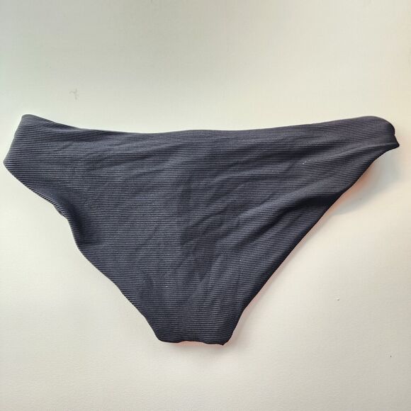 Becca Cheeky Bikini Bottoms Size L Black Fine Line Ribbed American Low Rise Pool - Picture 3 of 7